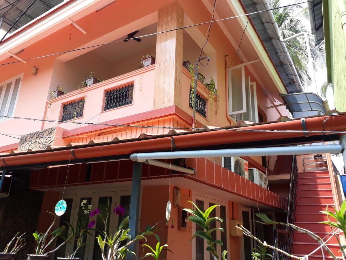 Valiyathayil Home Stay Kochi Bagian luar foto